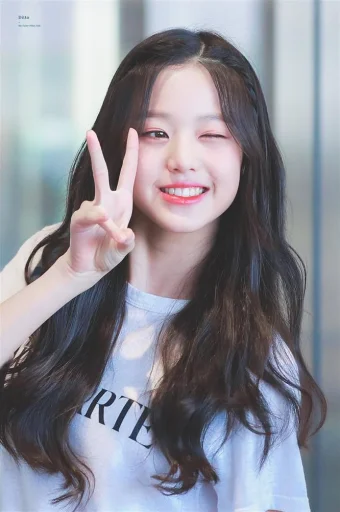 🦋 Стикер «Asian» для Telegram