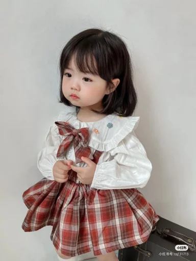 🦋 Стикер «Asian» для Telegram