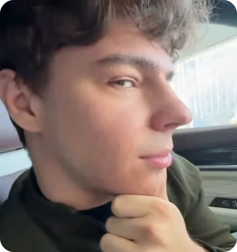 🌟 Стикер «Cadrolik» для Telegram