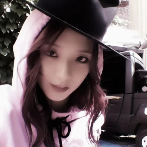 🎎 Стикер «alana» для Telegram