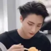 Стикер 28 Ateez