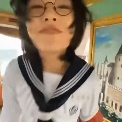 🤩 Стикер «atarashii gakkou» для Telegram