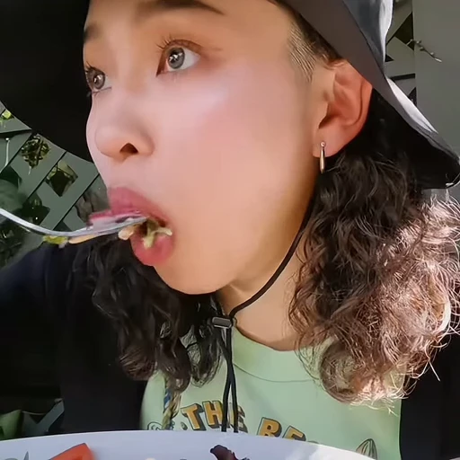 🤩 Стикер «atarashii gakkou» для Telegram