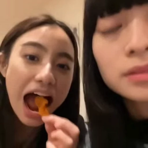 🤩 Стикер «atarashii gakkou» для Telegram