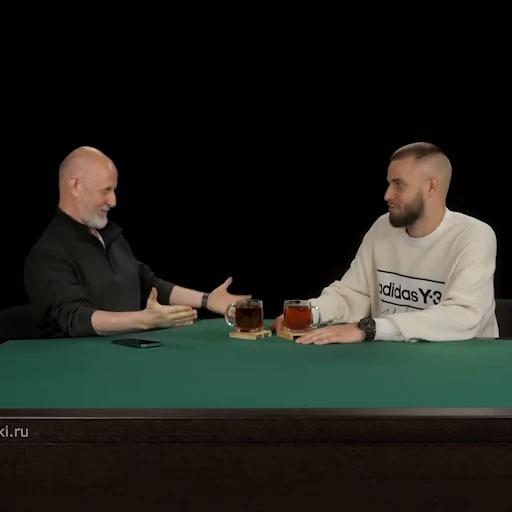 🫱 Стикер «Антонов такой Антонов» для Telegram