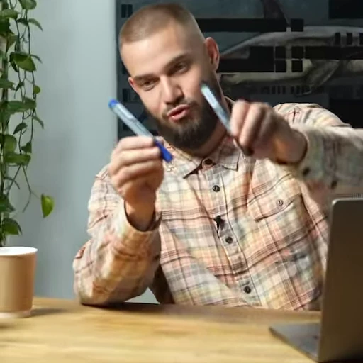 💥 Стикер «Антонов такой Антонов» для Telegram