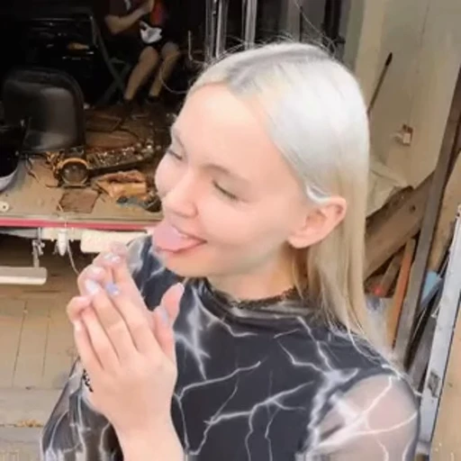👅 Стикер «AVE Gilticus» для Telegram
