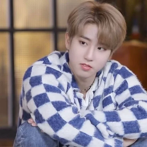 🤍 Стикер «jisung» для Telegram