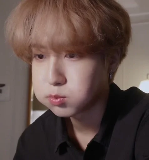 🤍 Стикер «jisung» для Telegram