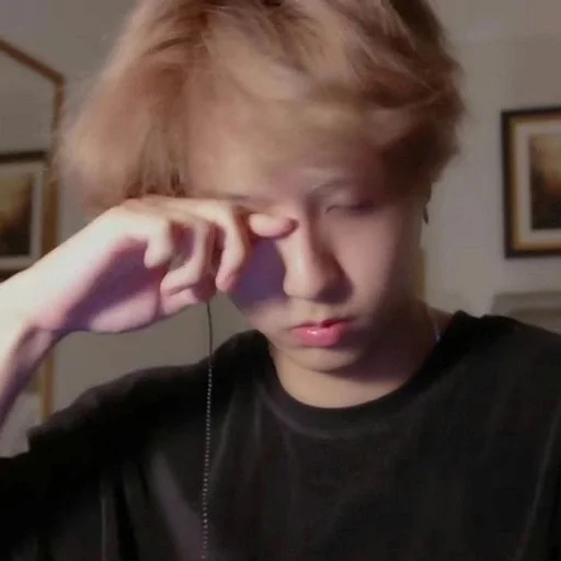 🤍 Стикер «jisung» для Telegram