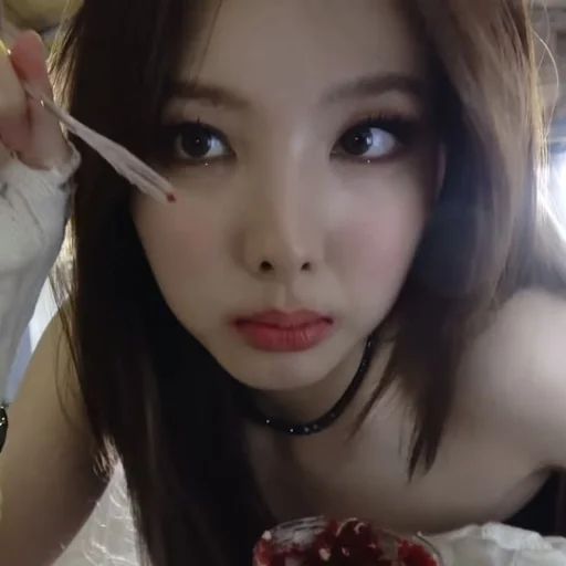 🤎 Стикер «nayeon» для Telegram