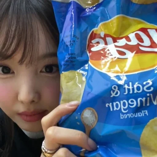 🤎 Стикер «nayeon» для Telegram