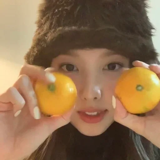 🤎 Стикер «nayeon» для Telegram