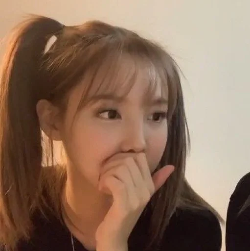 🤎 Стикер «nayeon» для Telegram