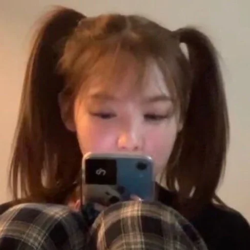 🤎 Стикер «nayeon» для Telegram