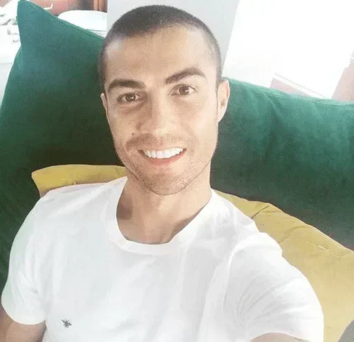 ⚽️ Стикер «ахуенна ууоуоу 2» для Telegram