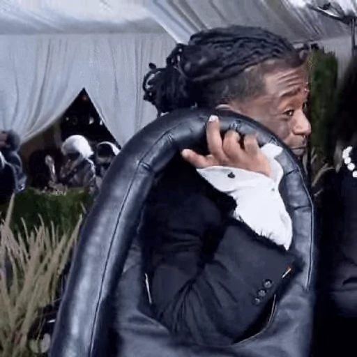 🤫 Стикер «lil uzi vert» для Telegram