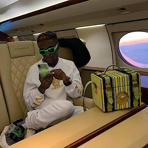 😉 Стикер «lil uzi veeeeeert» для Telegram