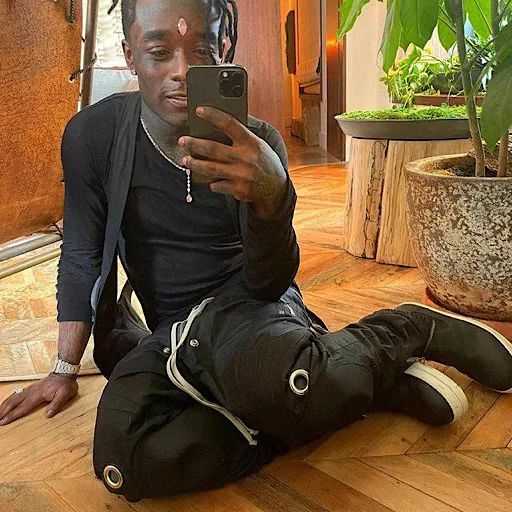 😀 Стикер «lil uzi veeeeeert» для Telegram