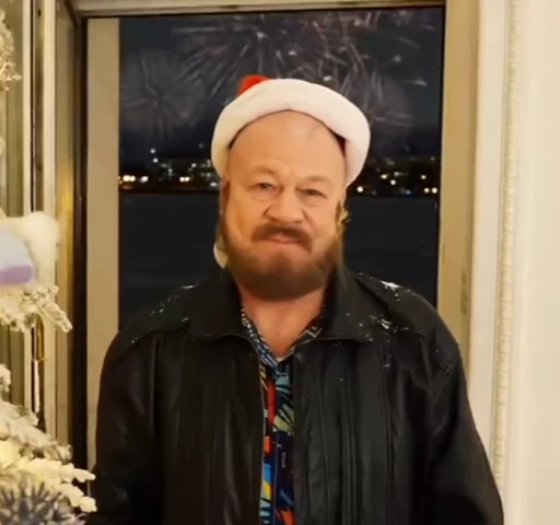 😊 Стикер «Badcomedian» для Telegram