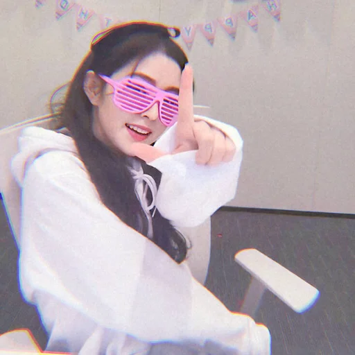 Стикерпак Red Velvet Irene Seulgi для Telegram — скачать
