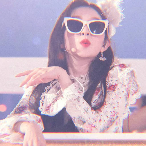 💃 Стикер «Red Velvet Irene Seulgi» для Telegram