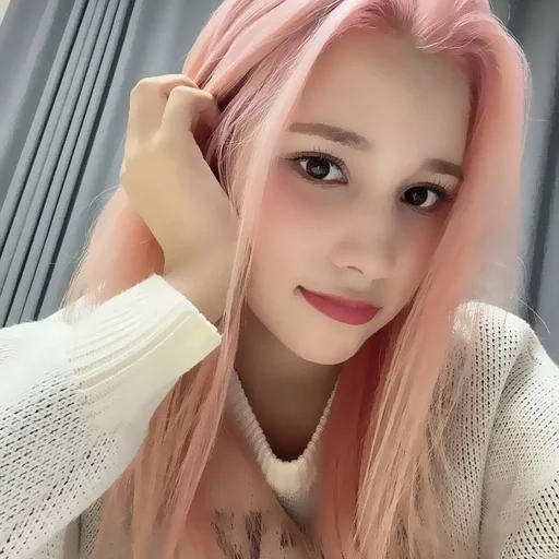 ☃️ Стикер «Huening Bahiyyih» для Telegram
