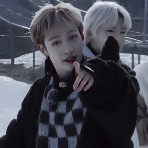 🥽 Стикер «channie» для Telegram