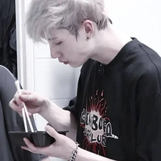 🎒 Стикер «channie» для Telegram