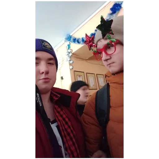 🍾 Стикер «Банда!» для Telegram