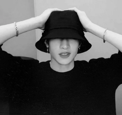 🧢 Стикер «bang chan» для Telegram
