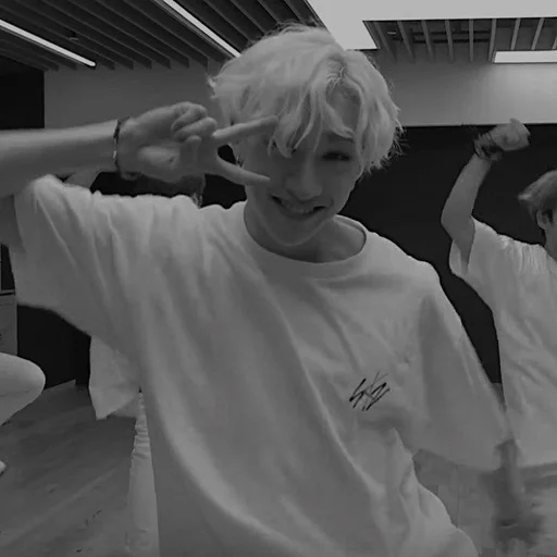 😊 Стикер «bang chan» для Telegram