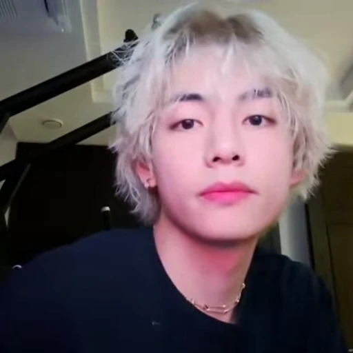 🐻 Стикер «kim taehyung bts» для Telegram