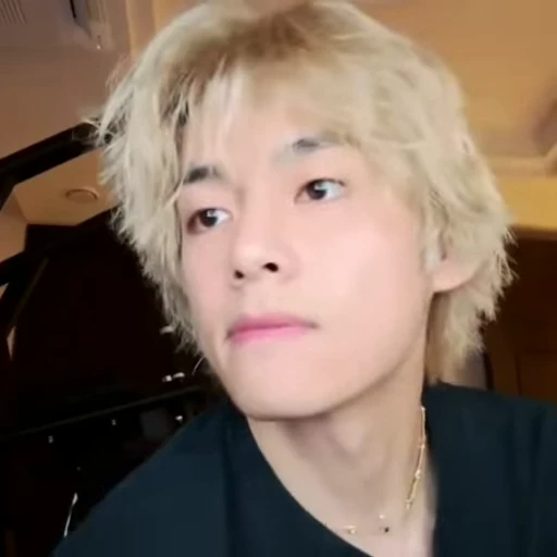 🐻 Стикер «kim taehyung bts» для Telegram