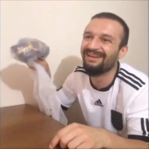 😫 Стикер «Aykut Elmas» для Telegram