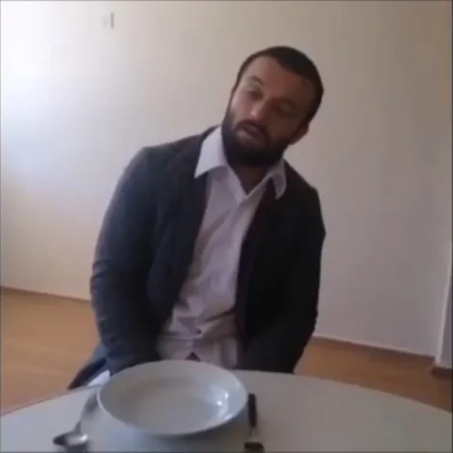 🍽 Стикер «Aykut Elmas» для Telegram