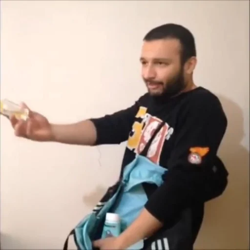 ⌚️ Стикер «Aykut Elmas» для Telegram