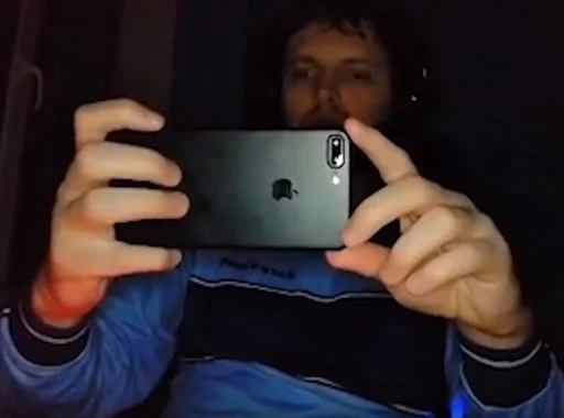 😎 Стикер «(∪.∪ )...zzz» для Telegram