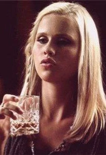 🥃 Стикер «rebekah mikaelson» для Telegram
