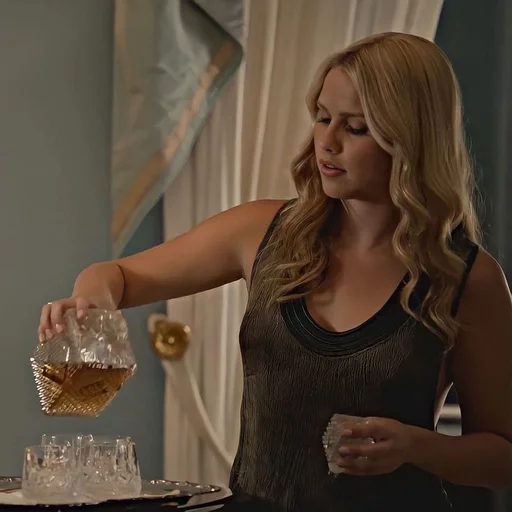 🥃 Стикер «rebekah mikaelson» для Telegram