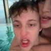 Стикер 49 Бэйби Мэло