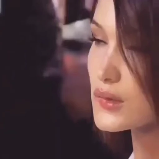 🩵 Стикер «Bella Hadid Белла Хадид» для Telegram
