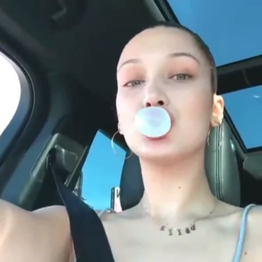 🩵 Стикер «Bella Hadid Белла Хадид» для Telegram