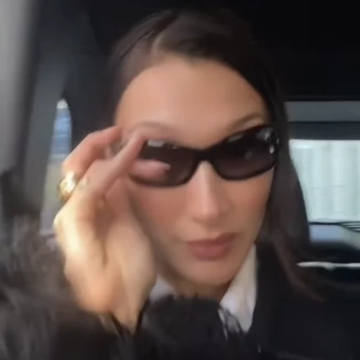 🩵 Стикер «Bella Hadid Белла Хадид» для Telegram