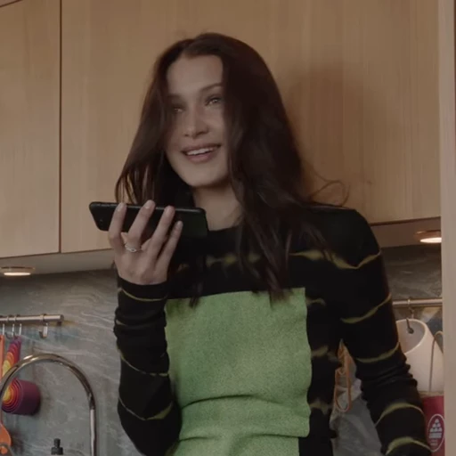 🩵 Стикер «Bella Hadid Белла Хадид» для Telegram