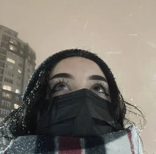 🤨 Стикер «°best girls ~» для Telegram
