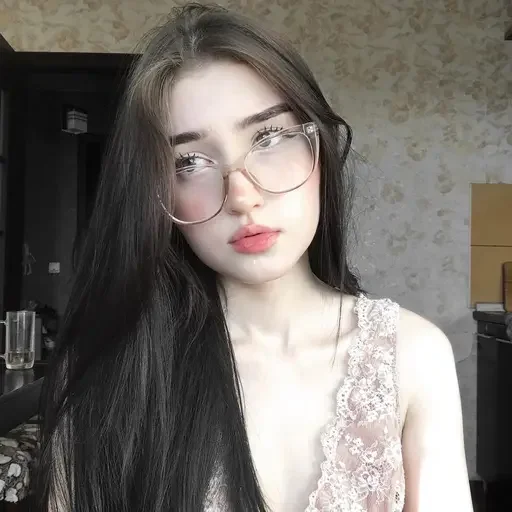 🙄 Стикер «°best girls ~» для Telegram