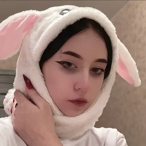🐰 Стикер «°best girls ~» для Telegram