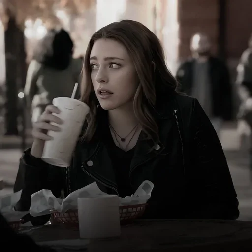 🫦 Стикер «hope mikaelson» для Telegram