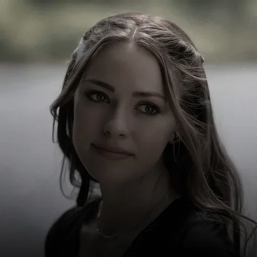 🫦 Стикер «hope mikaelson» для Telegram